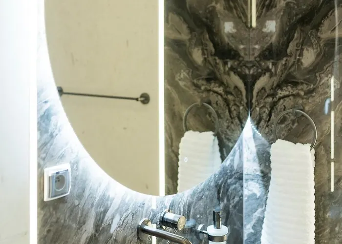 ヴィラ Luksusowa W Gorach Sunny Slope - Szklarska Poreba, Widok Na Karkonosze, 2 Prywatne Sauny W Cenie, 5 Lazienek, Tarasy, Ogrod シクラルスカ・ポレンバ